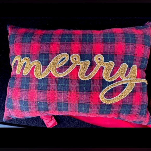 Christmas decorative cushions with the words "merry christmas" 2pcs. - Picture 1 of 4
